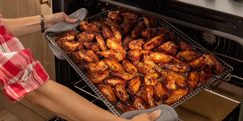 frigidaire-air-fryer-cooking-wings